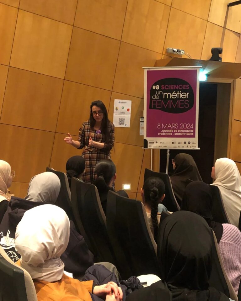 Femmes en Science : Une Journée d’Inspiration pour les Lycéennes d’Al-Kindi