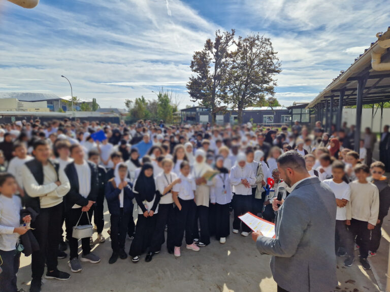 Hommage à Samuel Paty et Dominique Bernard : Un moment de recueillement